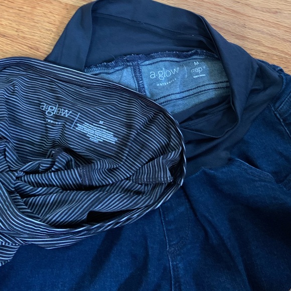 Lot bundle of Maternity Pants size Medium - Picture 4 of 4